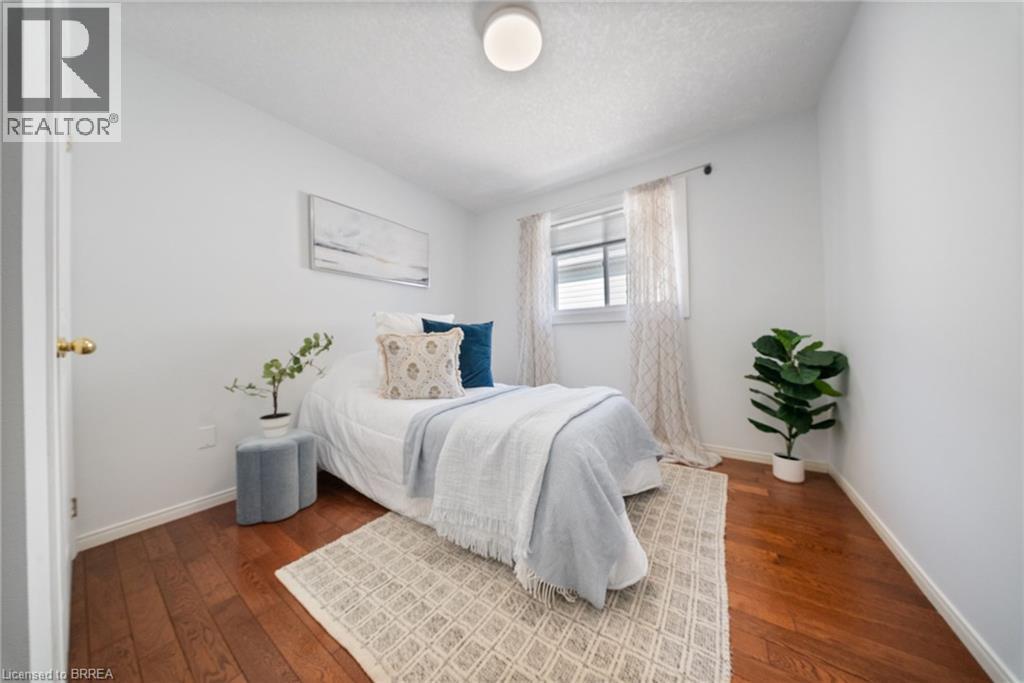 67 Wadsworth Crescent, Cambridge, ON - Indoor Photo Showing Bedroom
