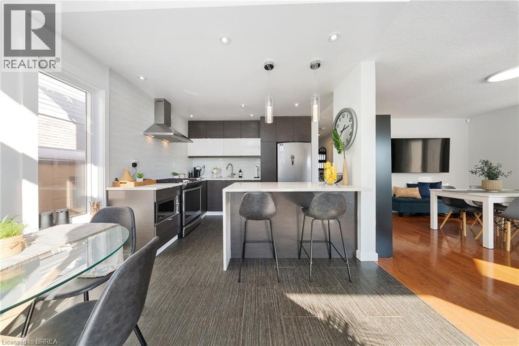 67 Wadsworth Crescent, Cambridge, ON - Indoor