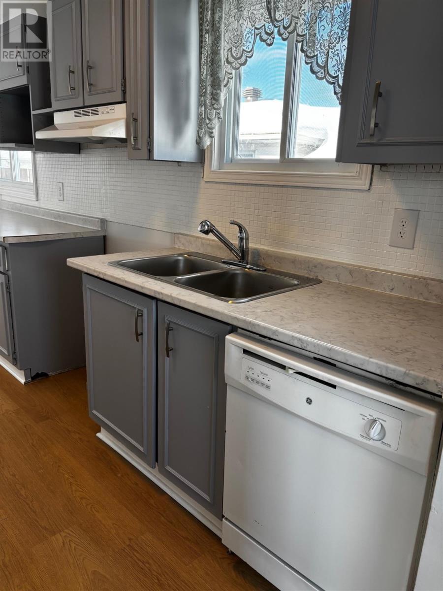 63 Frobel Dr, Elliot Lake, ON - Indoor Photo Showing Kitchen With Double Sink