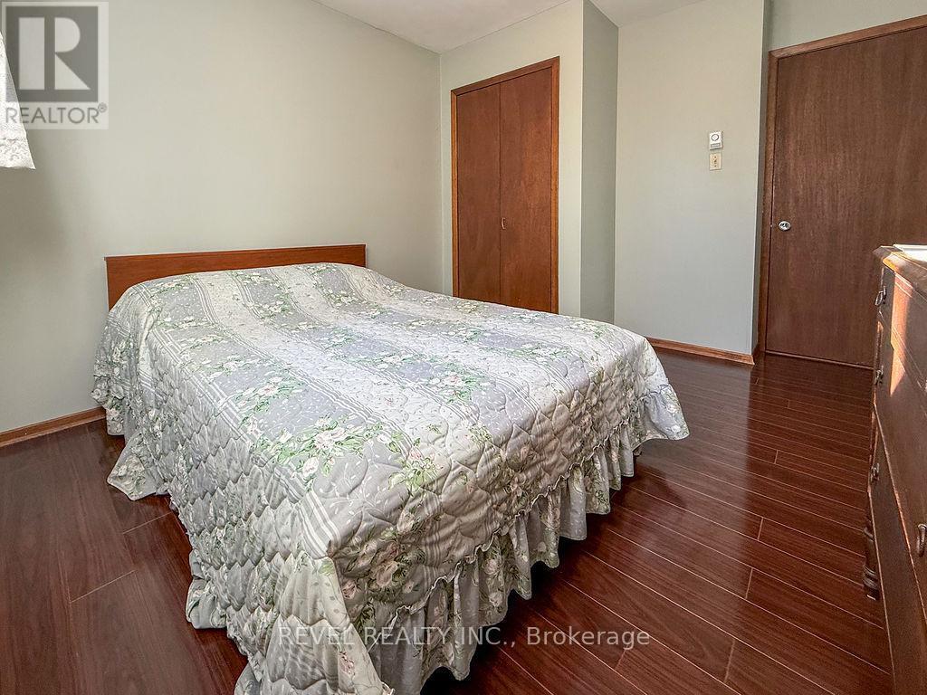 213 Rekela Street N, Timmins (Porcupine - West), ON - Indoor Photo Showing Bedroom