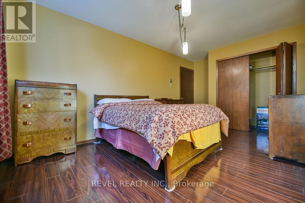 213 Rekela Street N, Timmins (Porcupine - West), ON - Indoor Photo Showing Bedroom