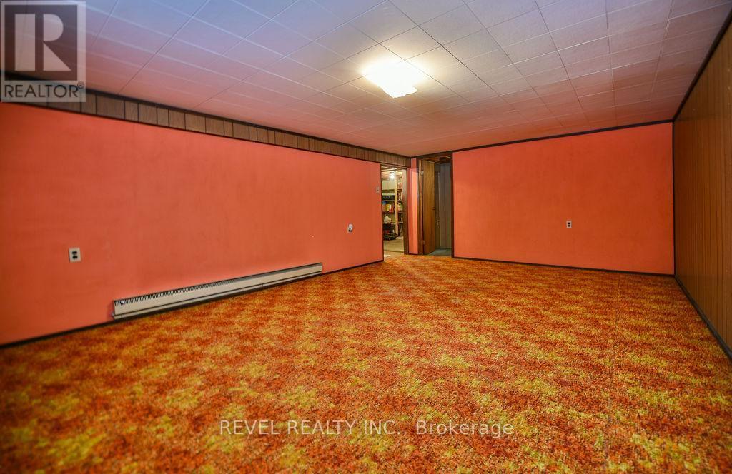 213 Rekela Street N, Timmins (Porcupine - West), ON - Indoor Photo Showing Other Room