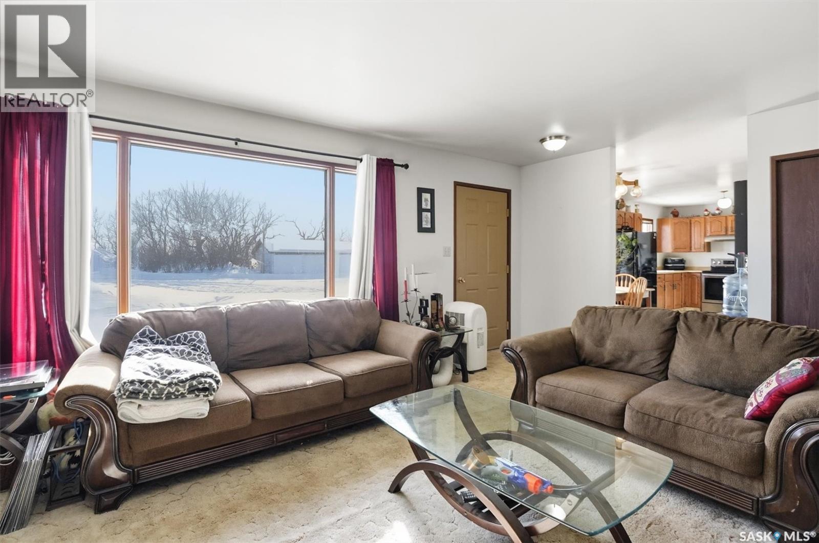 Lomaszkiewicz Acreage, Aberdeen Rm No. 373, SK - Indoor Photo Showing Living Room