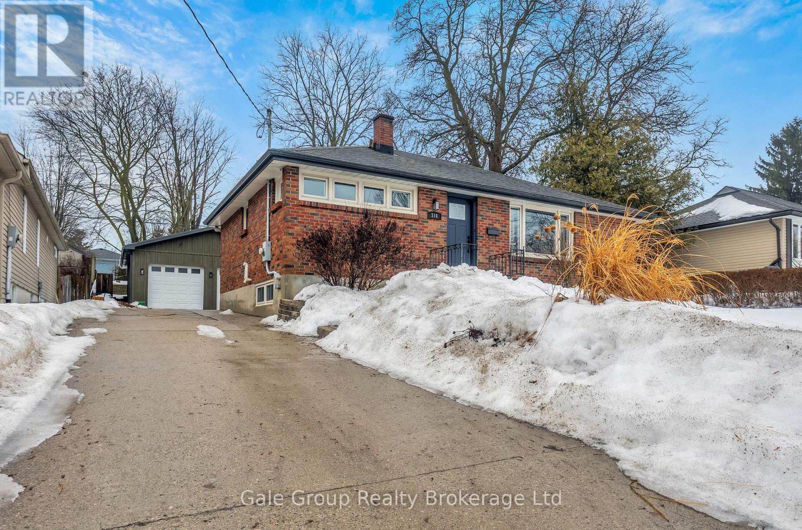 316 Bruce Street, Woodstock (Woodstock - South), ON - Outdoor