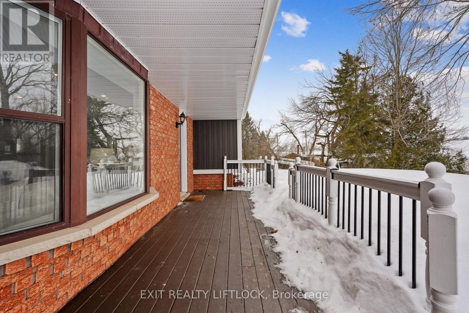 1018 Meadowview Road, Kawartha Lakes (Omemee), ON - Outdoor With Exterior