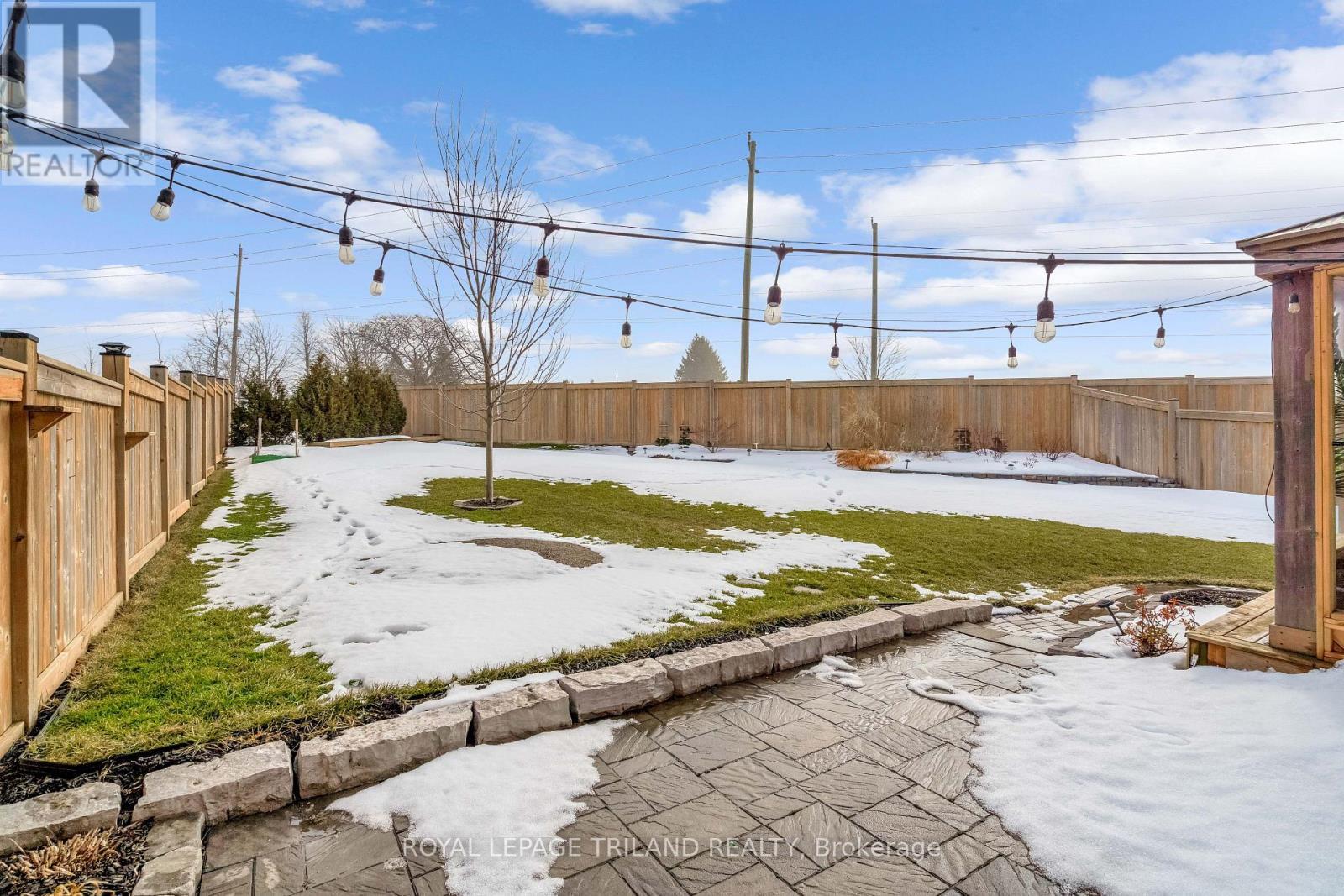 52 Charter Creek Court, St. Thomas, ON - Outdoor