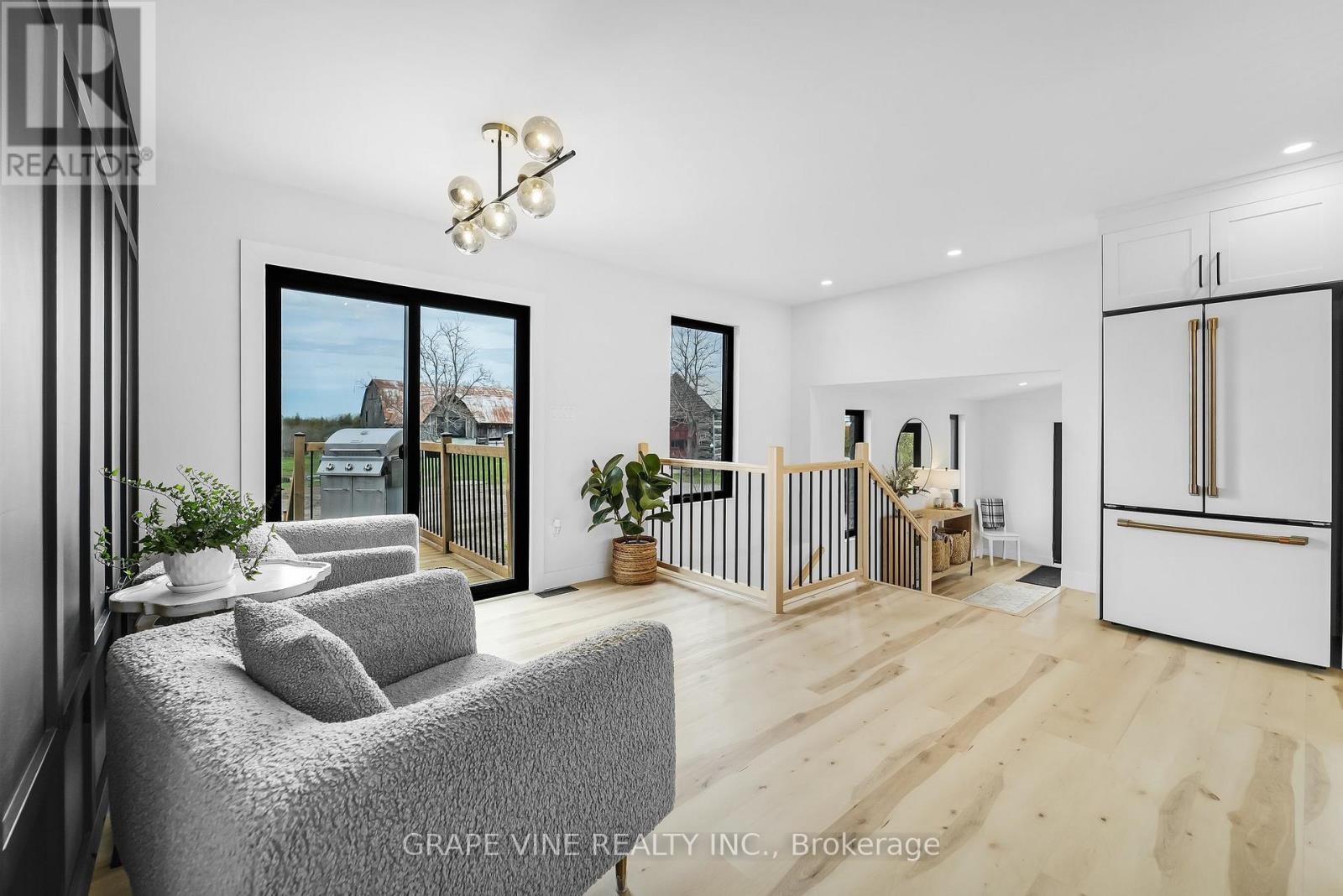 1671 County Rd 43 Road, North Grenville, ON - Indoor