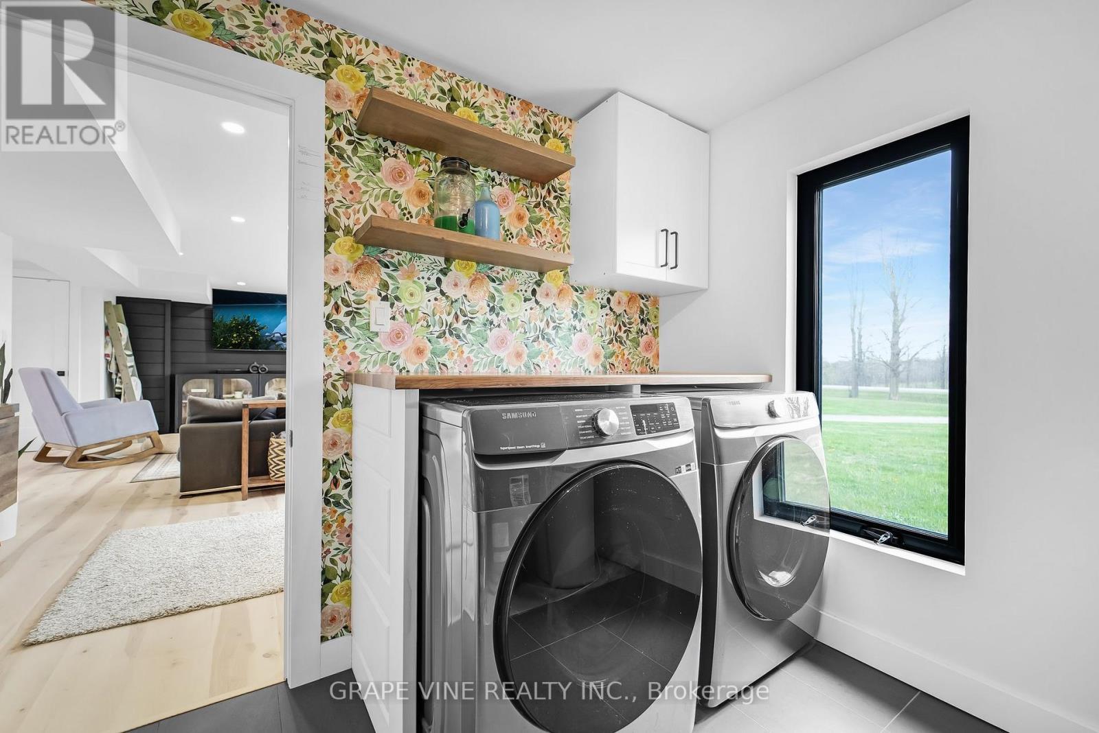 1671 County Rd 43 Road, North Grenville, ON - Indoor Photo Showing Laundry Room