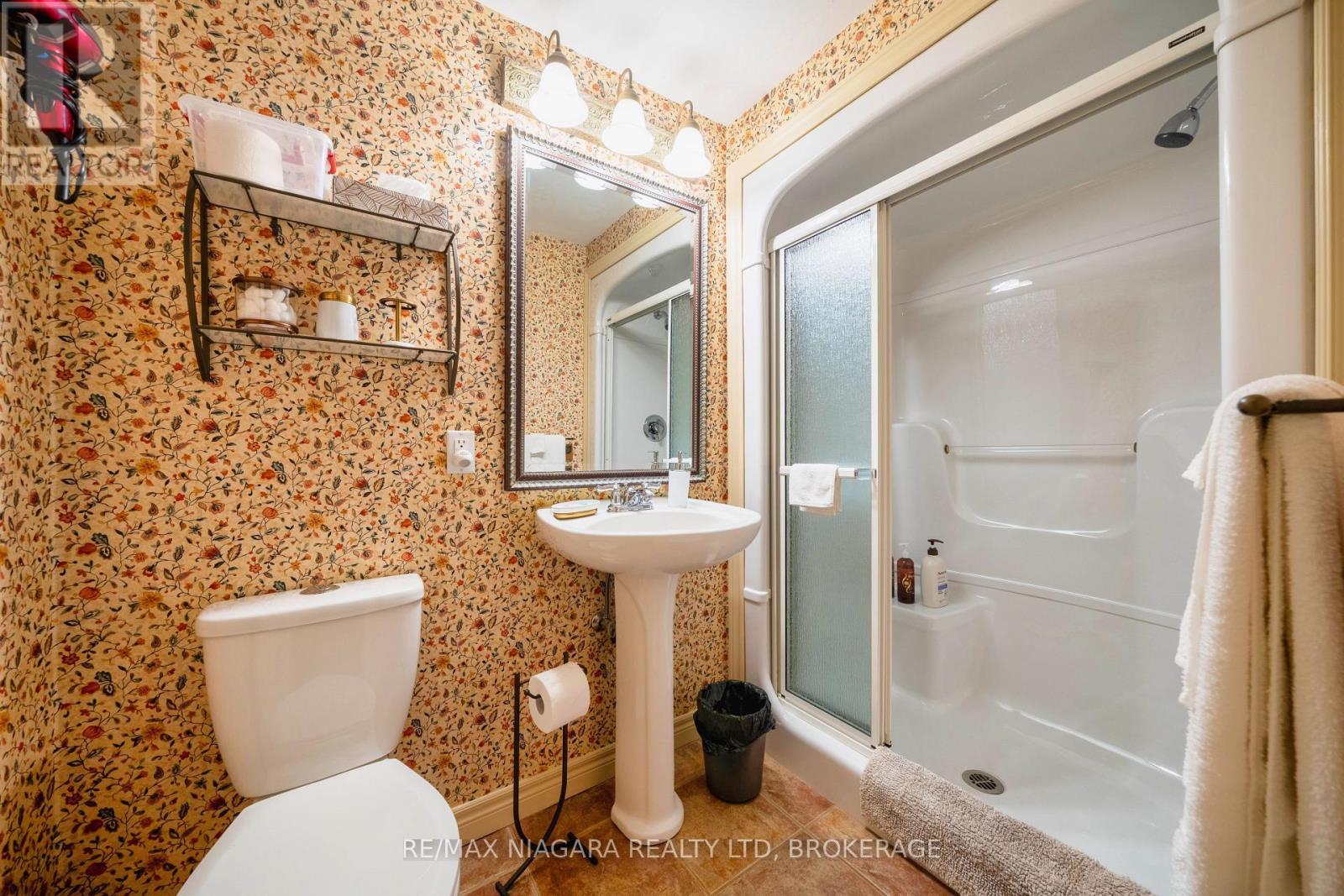 90 Mary Street, Niagara-On-The-Lake (Town), ON - Indoor Photo Showing Bathroom