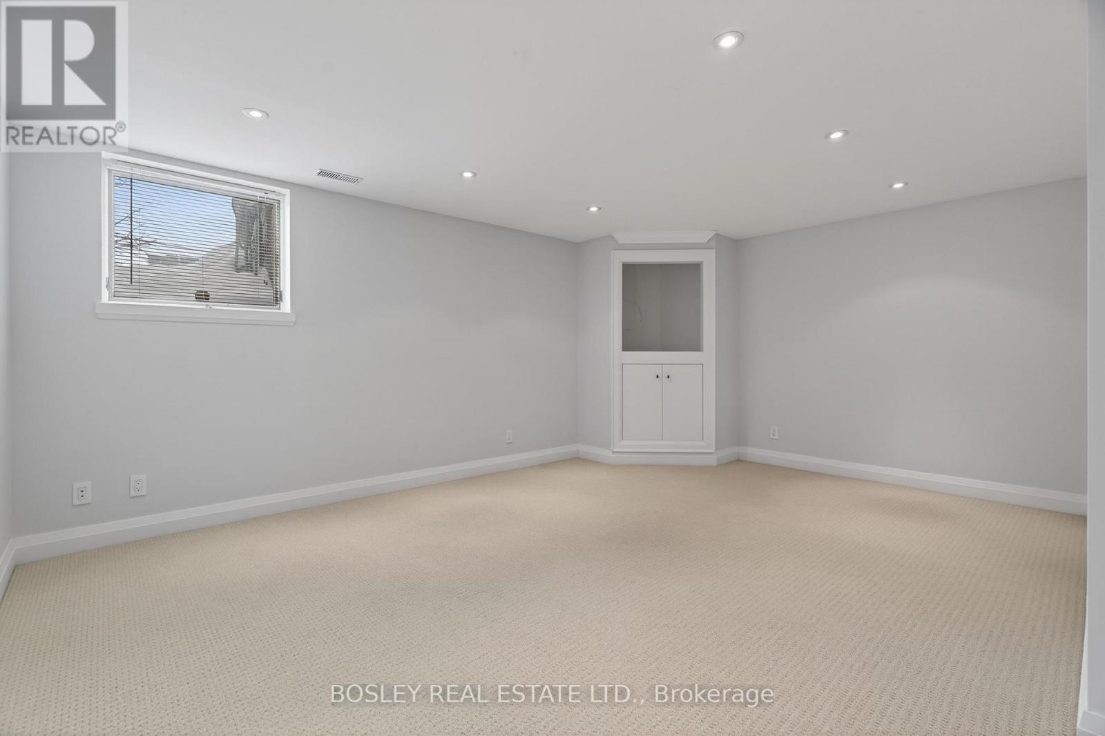 69 Manor Road E, Toronto, ON - Indoor Photo Showing Other Room