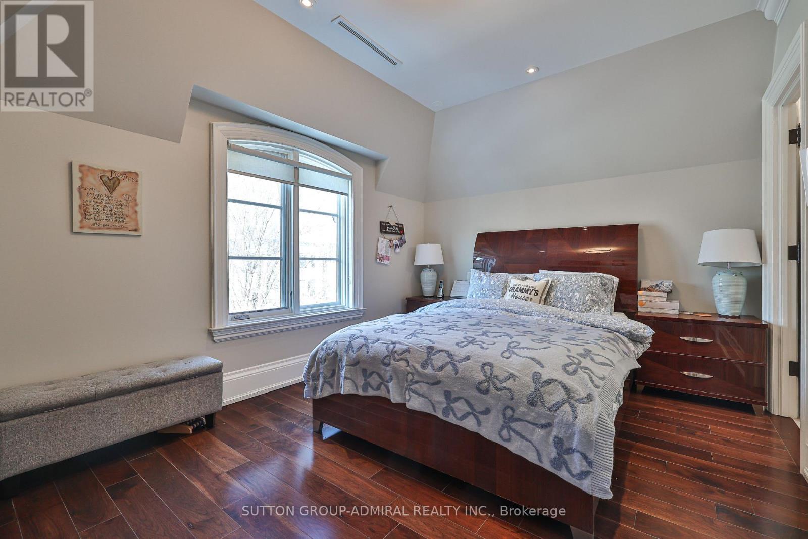 669 Bedford Park Avenue, Toronto, ON - Indoor Photo Showing Bedroom