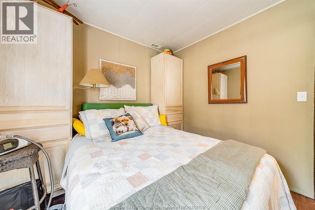 499 Lakeside Drive, Harrow, ON - Indoor Photo Showing Bedroom