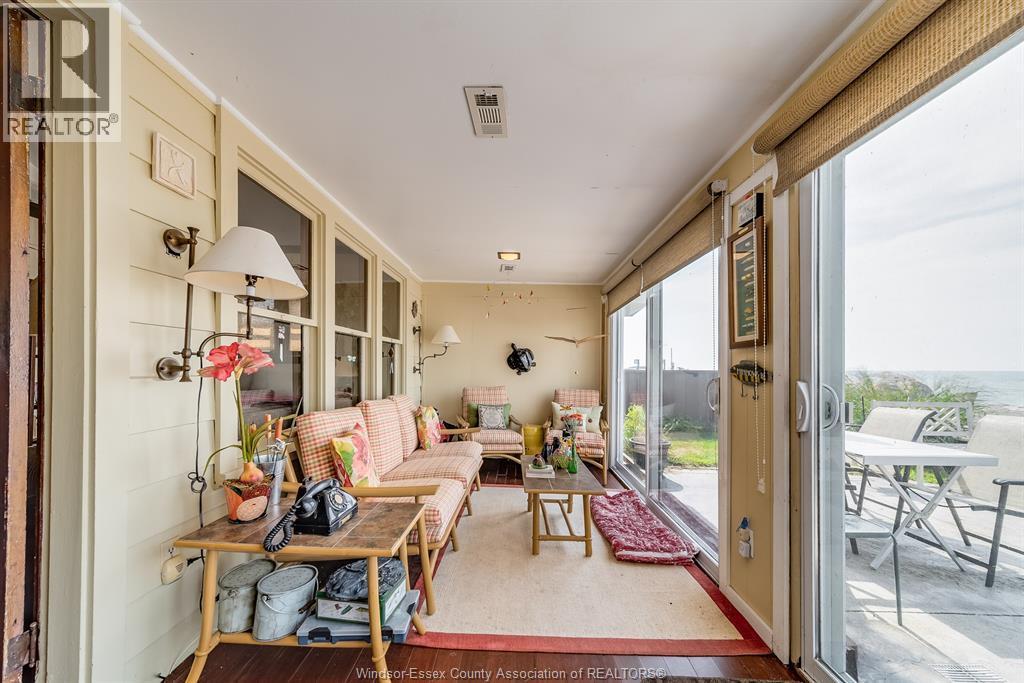 499 Lakeside Drive, Harrow, ON - Indoor Photo Showing Other Room