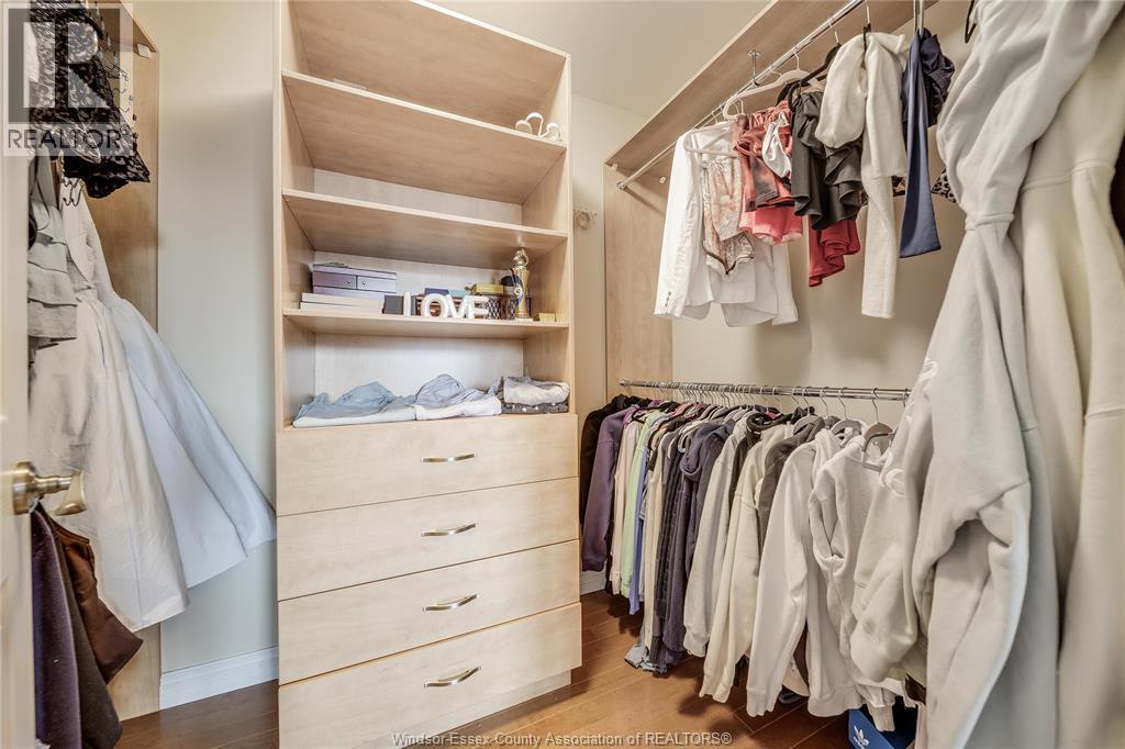 12337 Candlewood Drive, Tecumseh, ON - Indoor With Storage