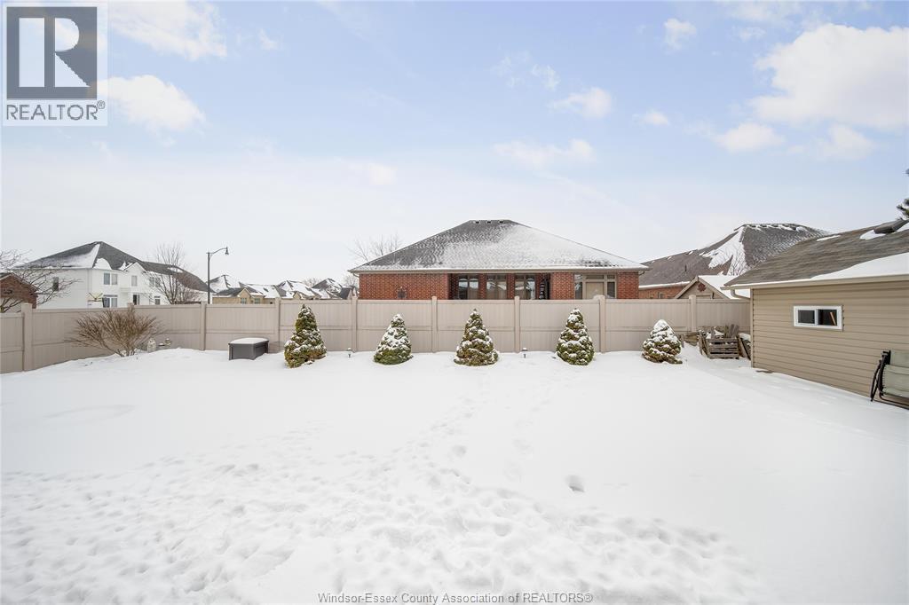 12337 Candlewood Drive, Tecumseh, ON - Outdoor