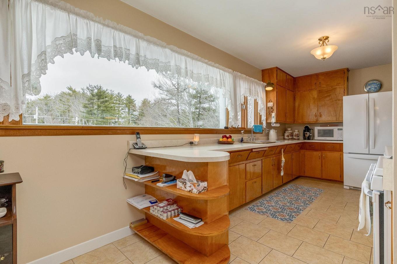 5442 Highway 2, Grand Lake, NS