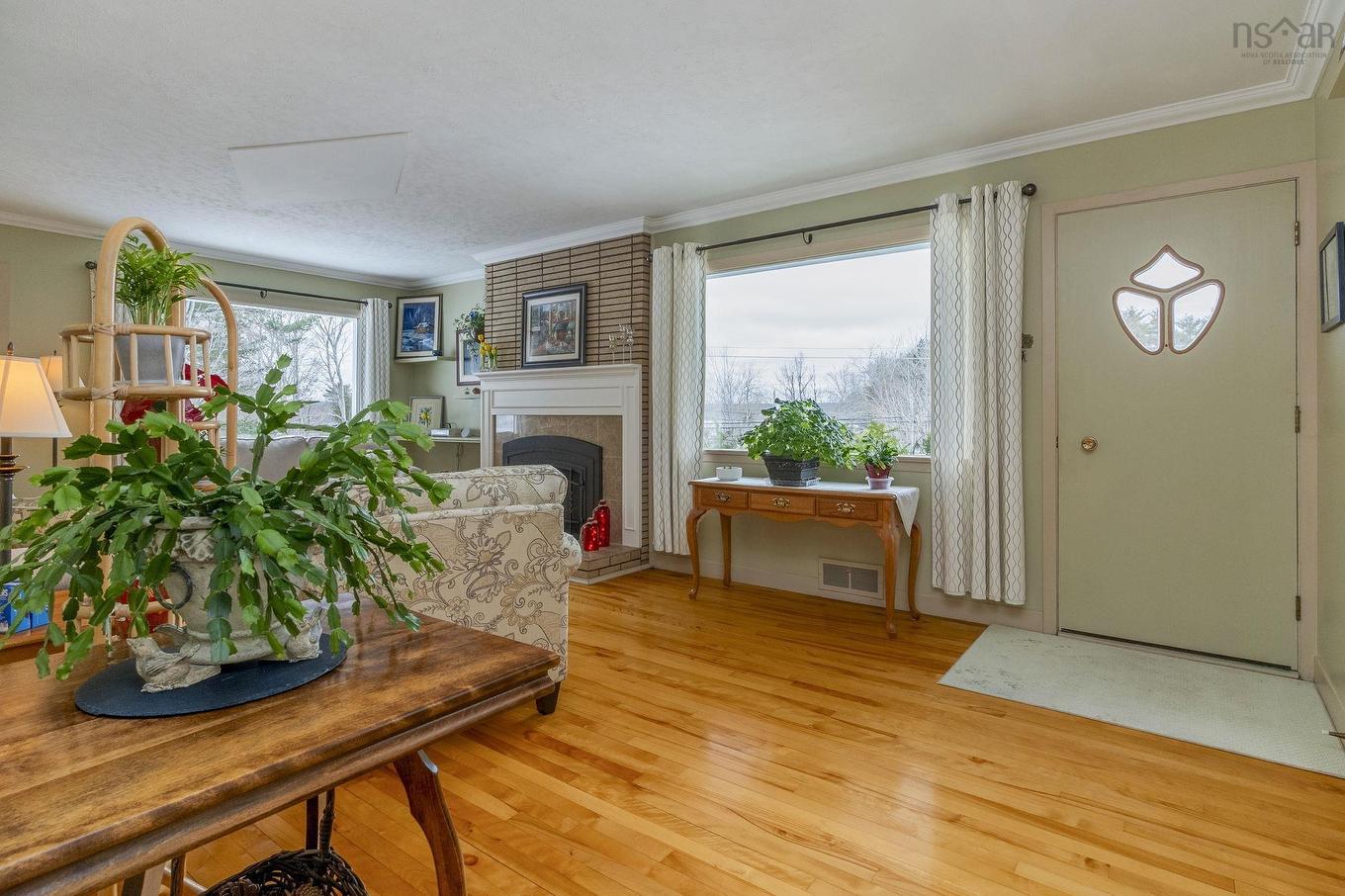 5442 Highway 2, Grand Lake, NS