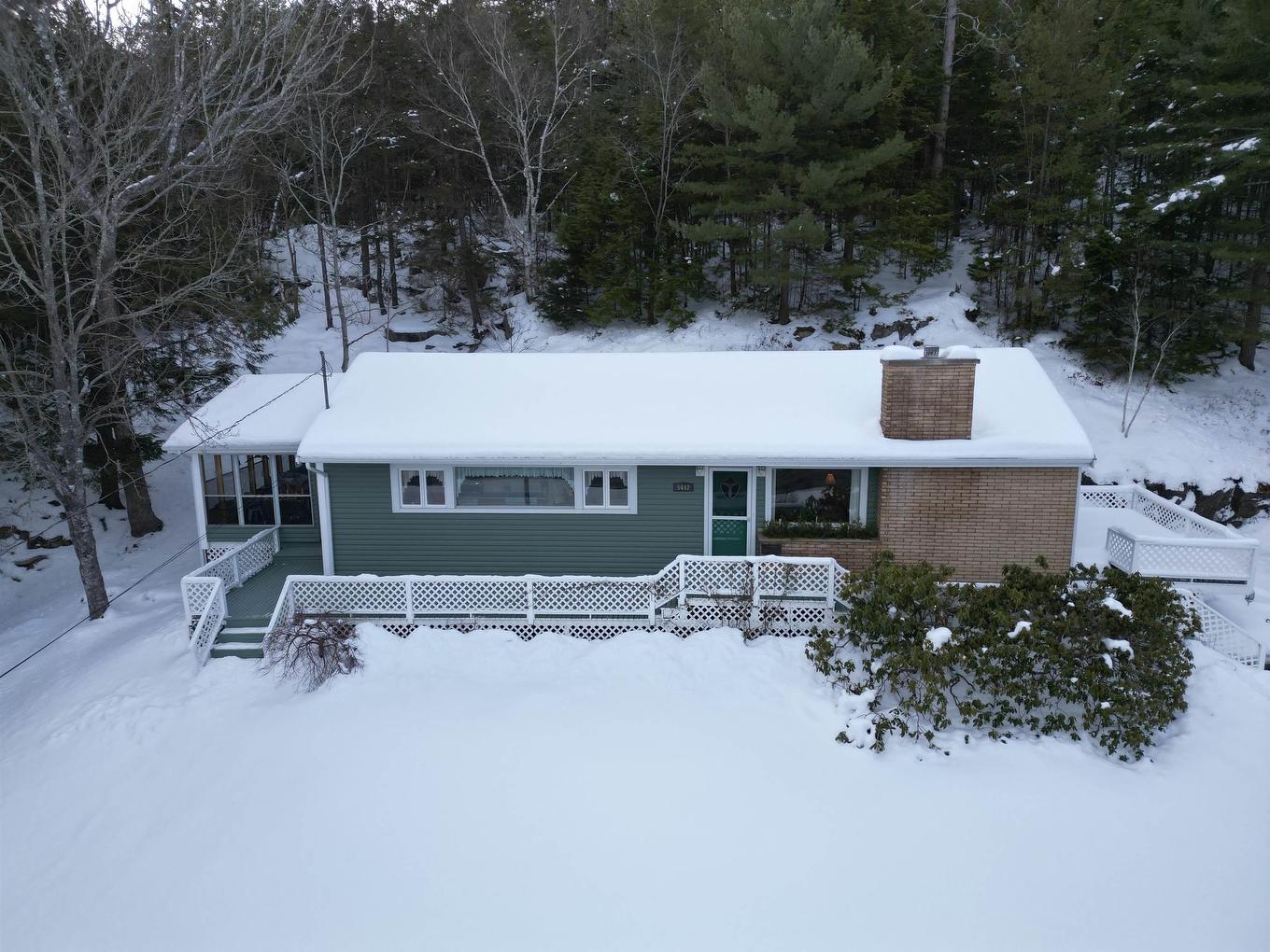 5442 Highway 2, Grand Lake, NS