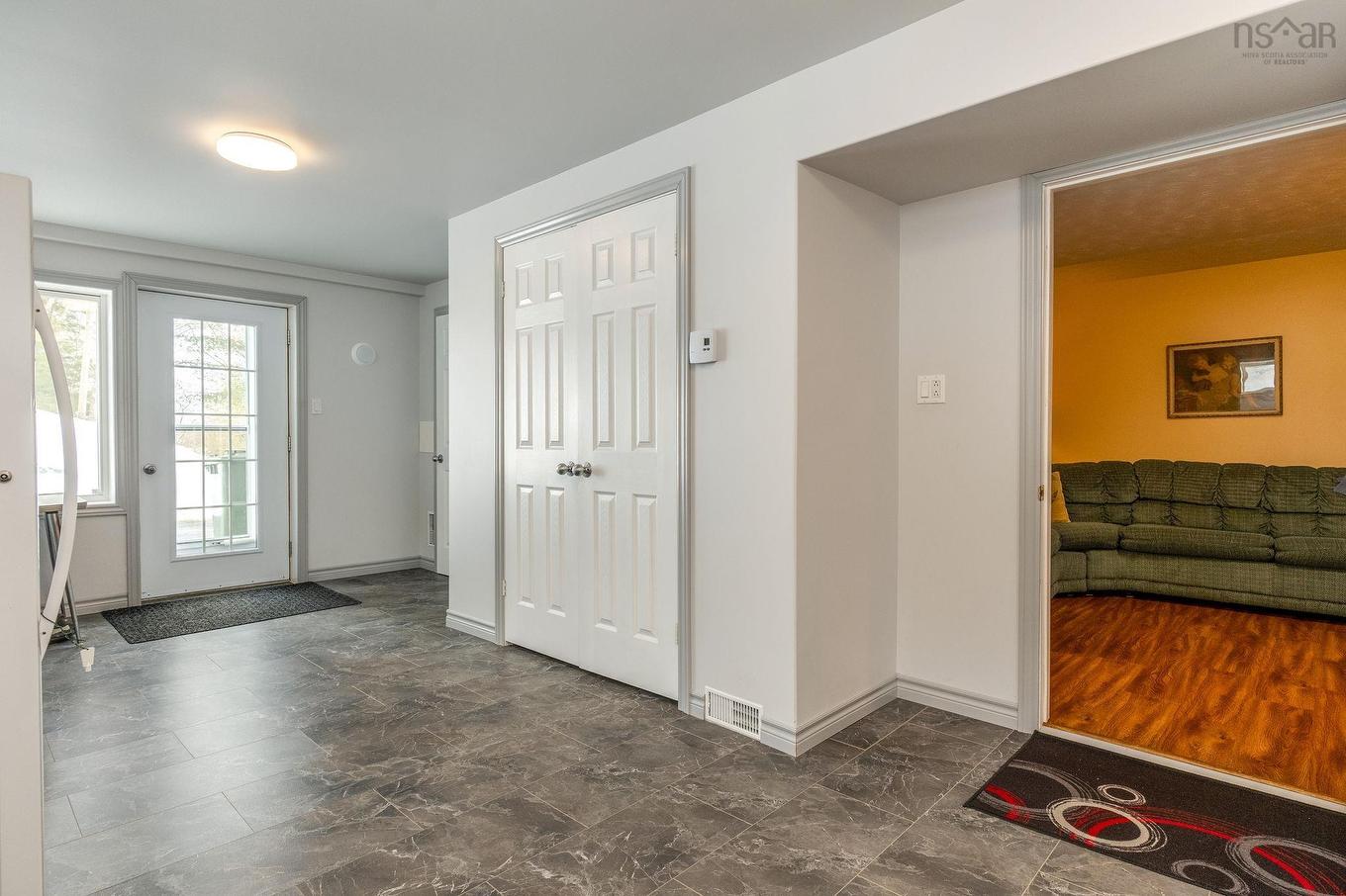 5442 Highway 2, Grand Lake, NS