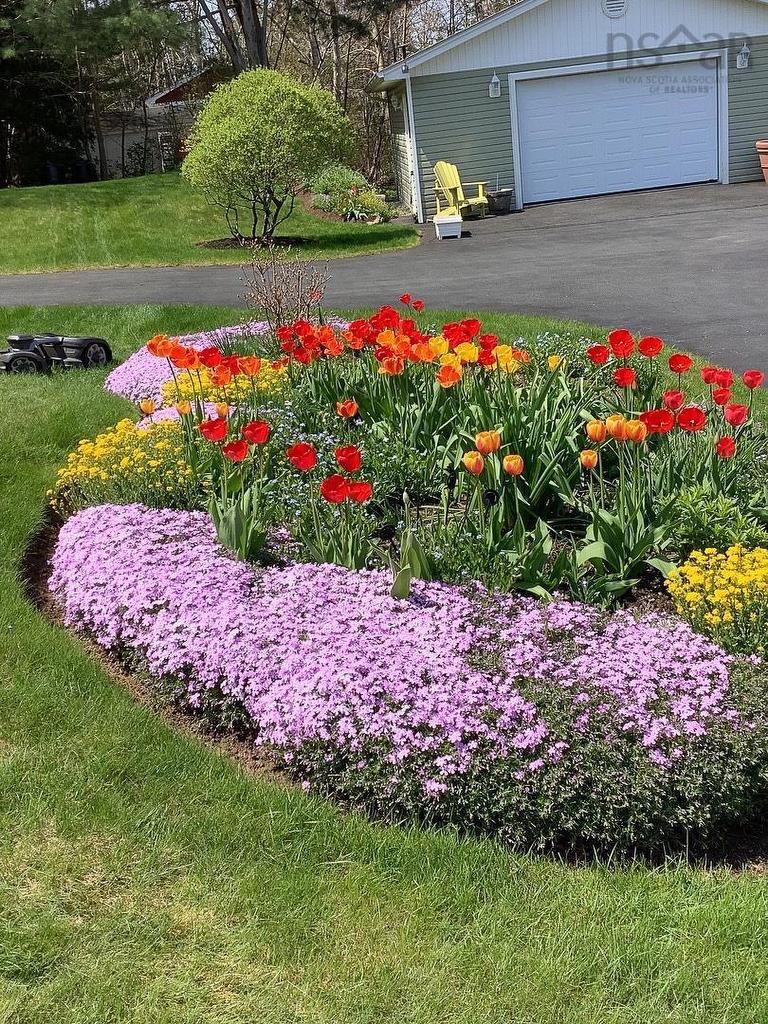 5442 Highway 2, Grand Lake, NS