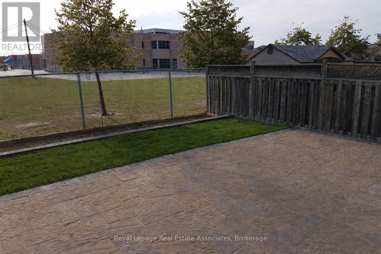 5836 Terrapark Trail, Mississauga, ON - Outdoor