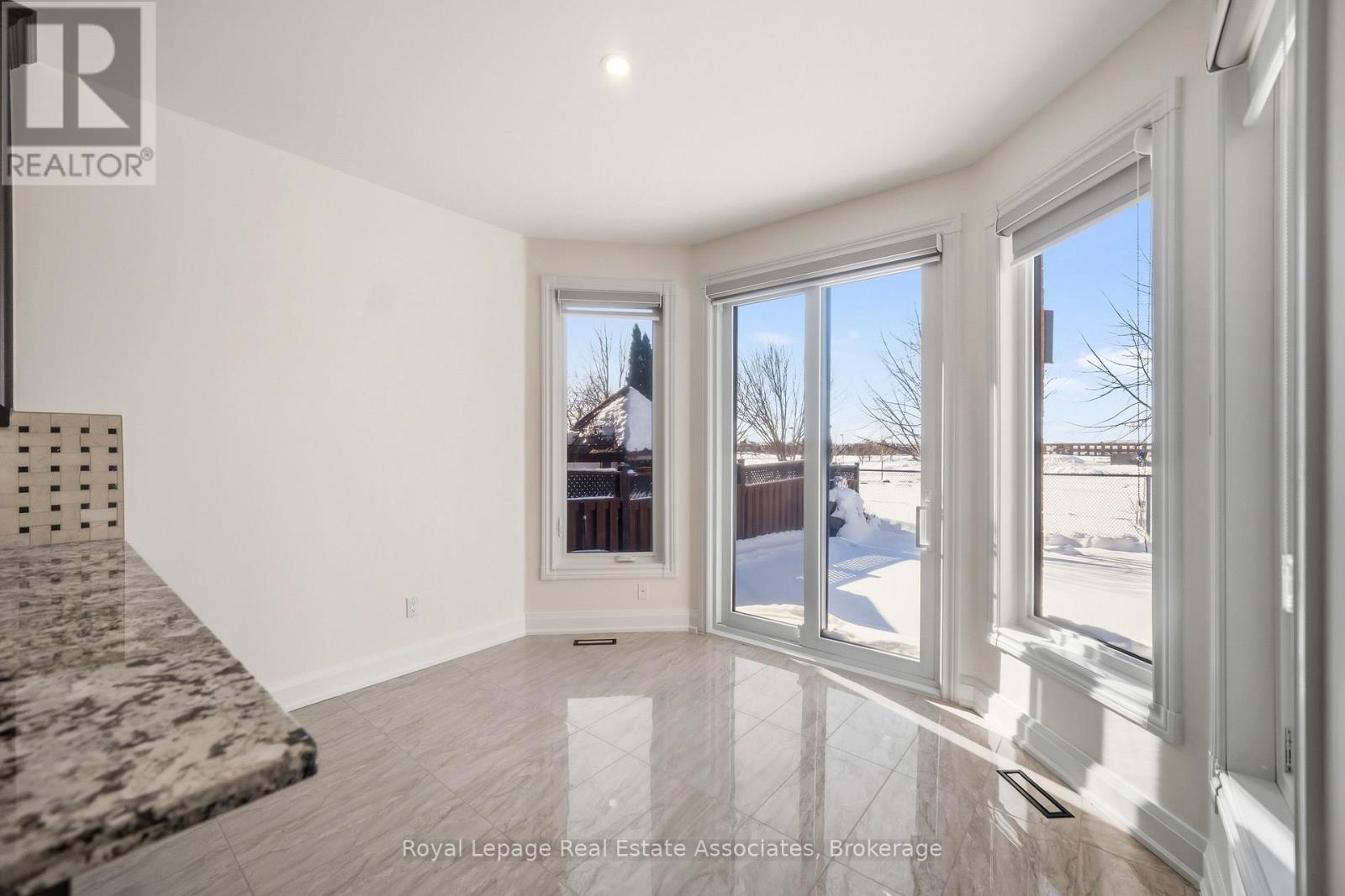 5836 Terrapark Trail, Mississauga, ON - Indoor Photo Showing Other Room