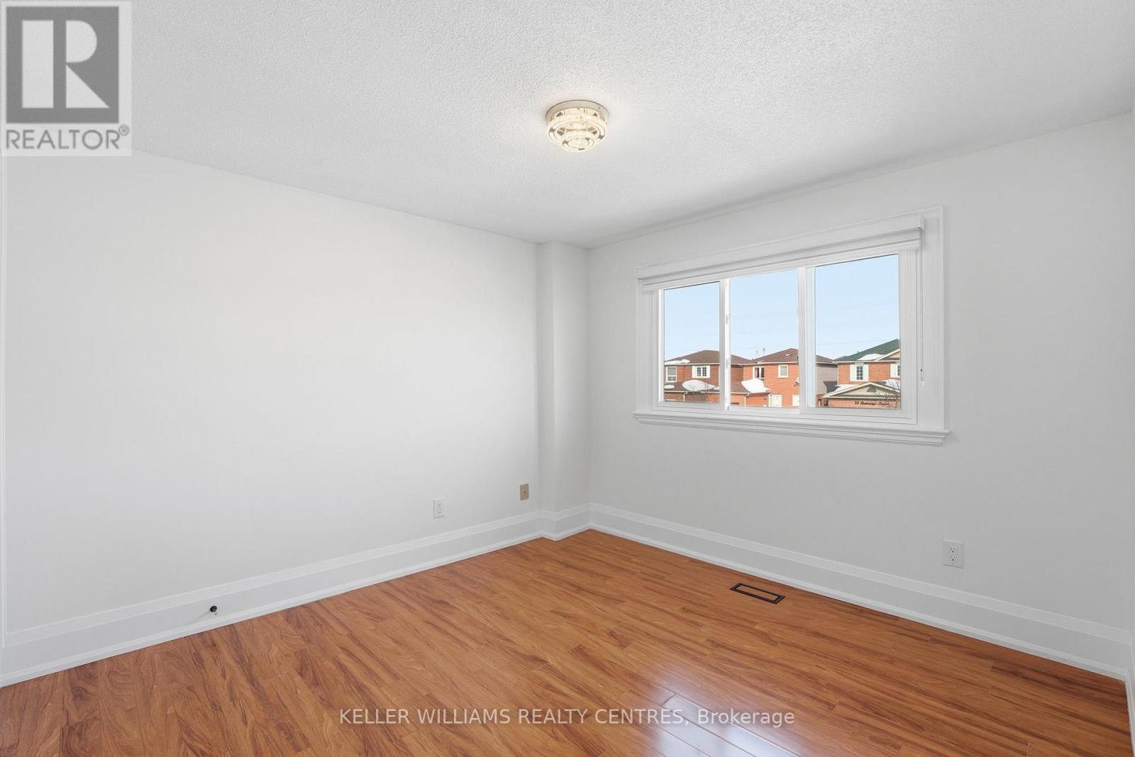 16 Stalbridge Avenue, Brampton, ON - Indoor Photo Showing Other Room