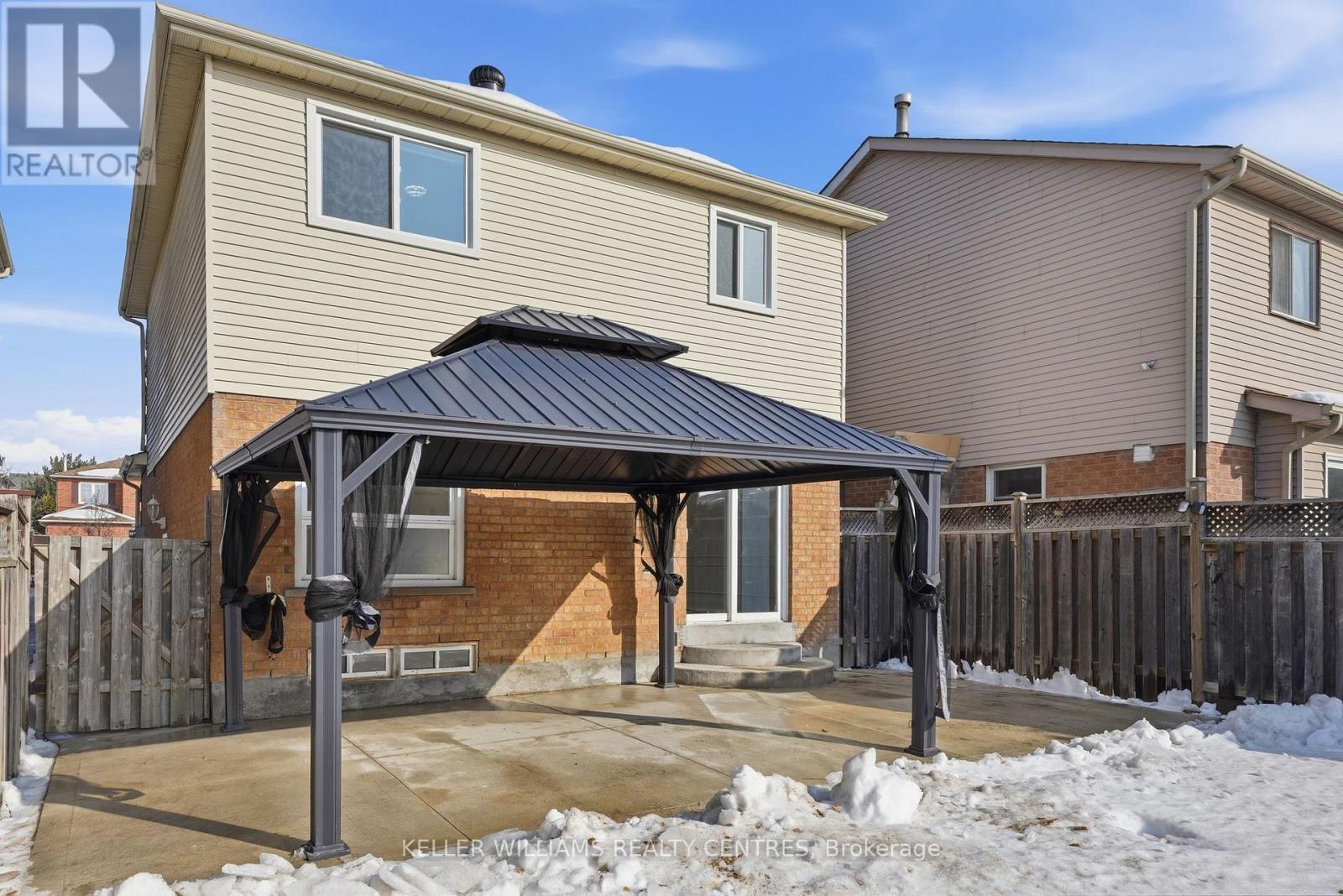 16 Stalbridge Avenue, Brampton, ON - Outdoor With Exterior
