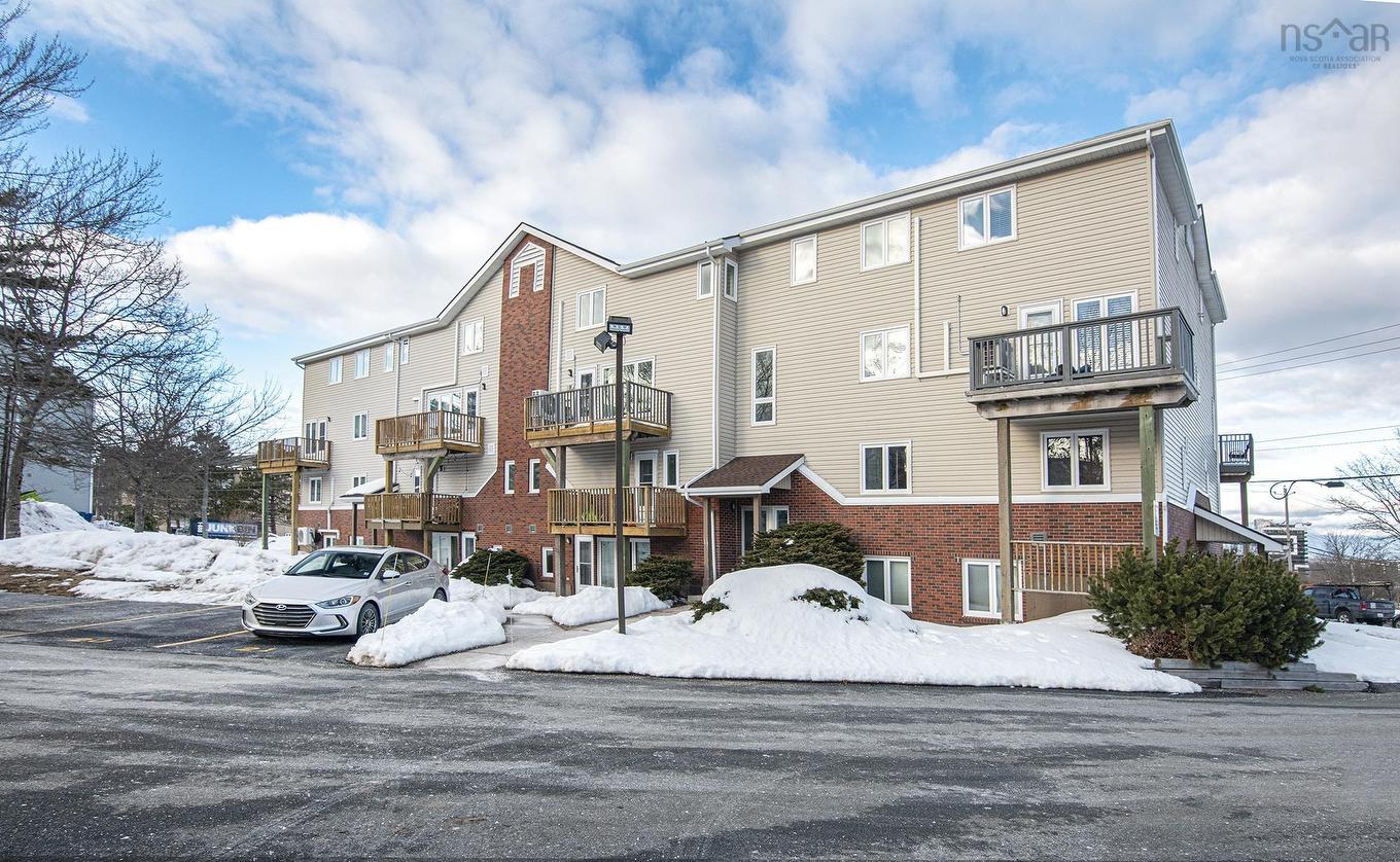 104 158 Farnham Gate Road, Halifax, NS
