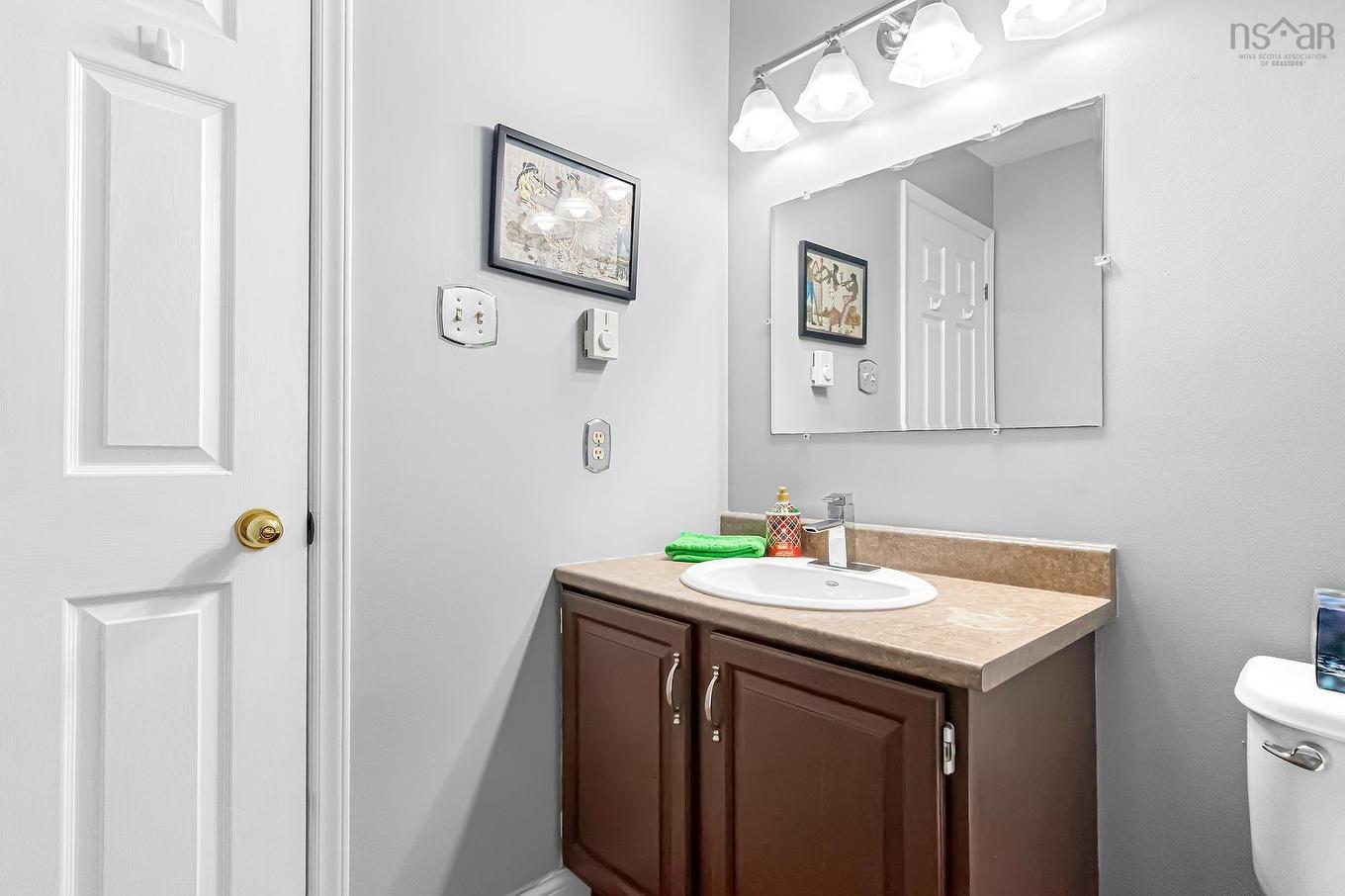 104 158 Farnham Gate Road, Halifax, NS