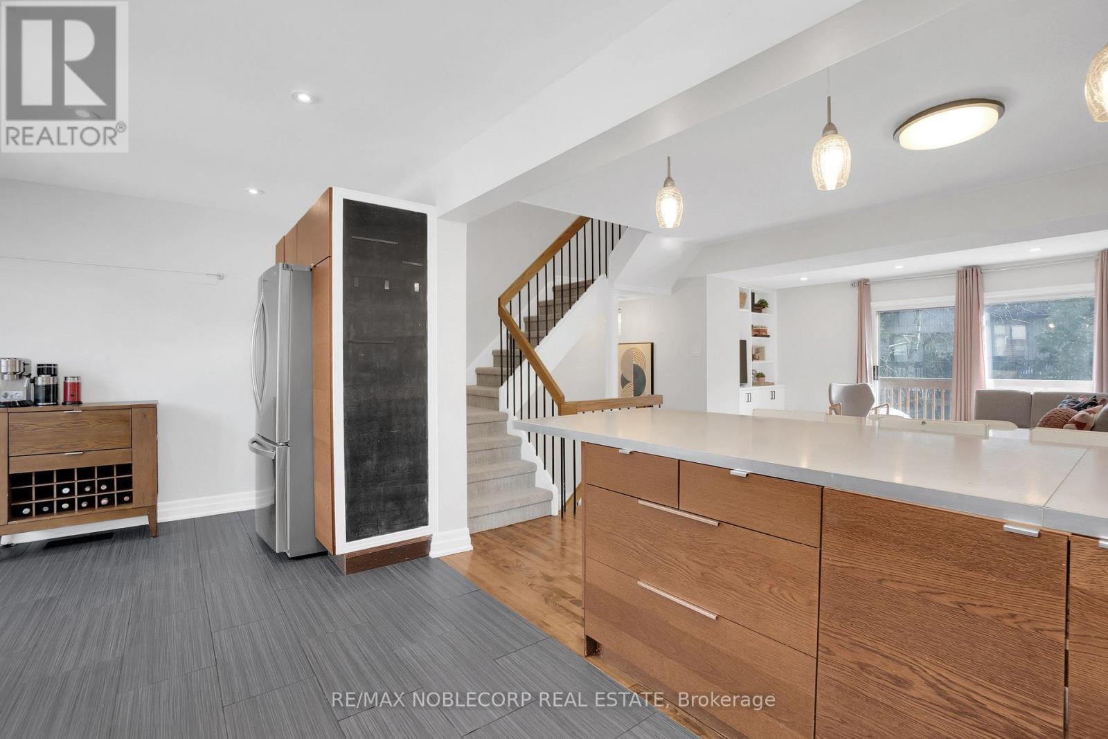 52 - 1080 Walden Circle, Mississauga, ON - Indoor