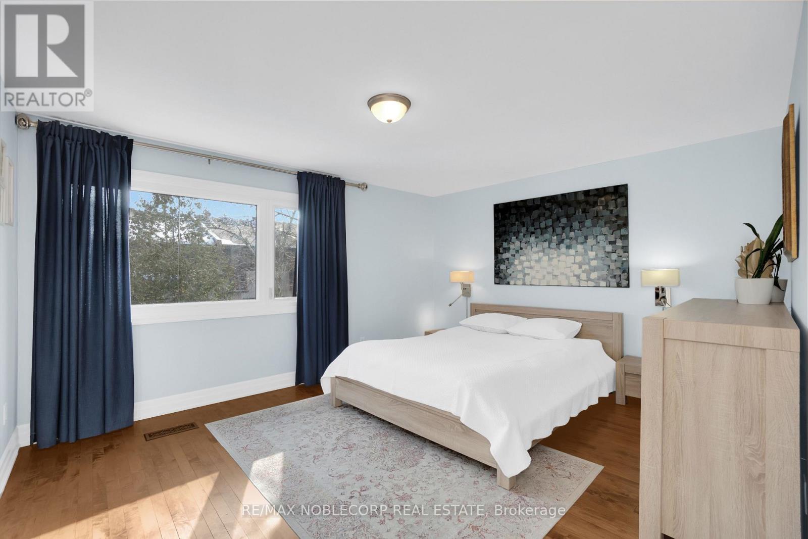 52 - 1080 Walden Circle, Mississauga, ON - Indoor Photo Showing Bedroom