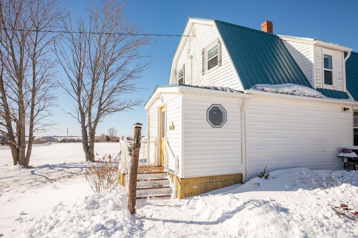 7678 Trans Canada Highway, Vernon Bridge, PE