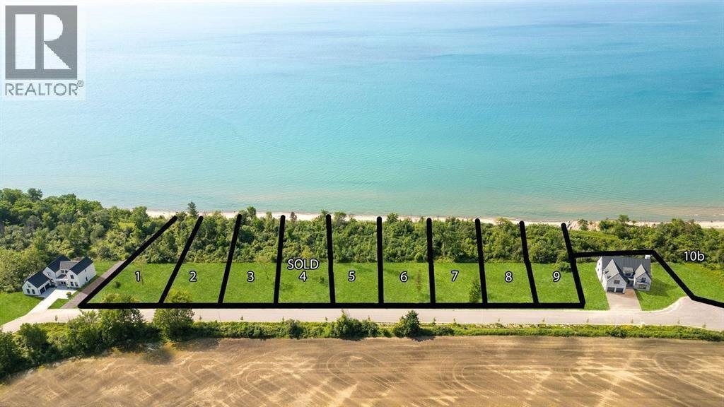 7081 Blue Coast Heights, Plympton-Wyoming, ON