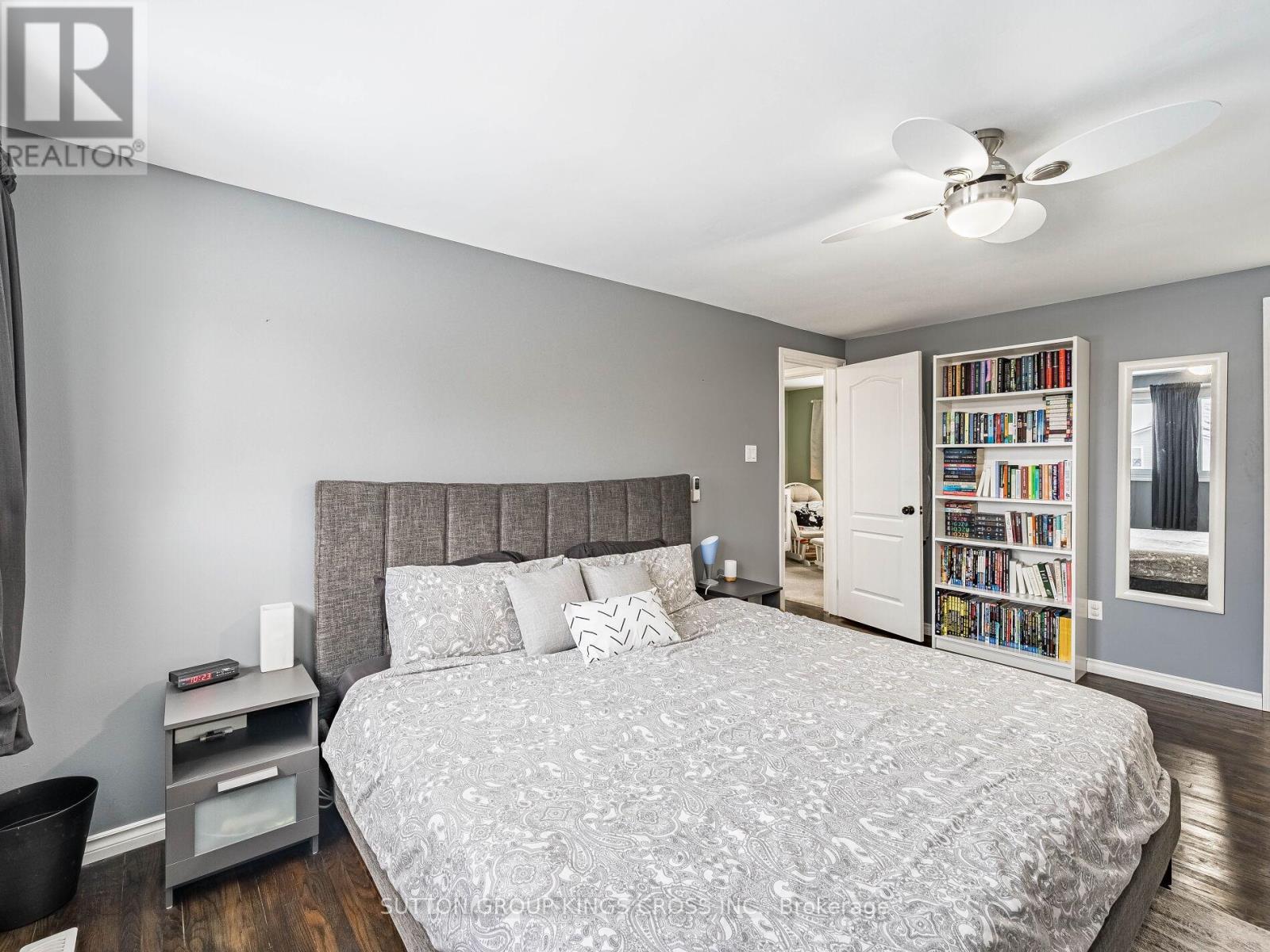11 Bellefield Crescent, Wellington North, ON - Indoor Photo Showing Bedroom