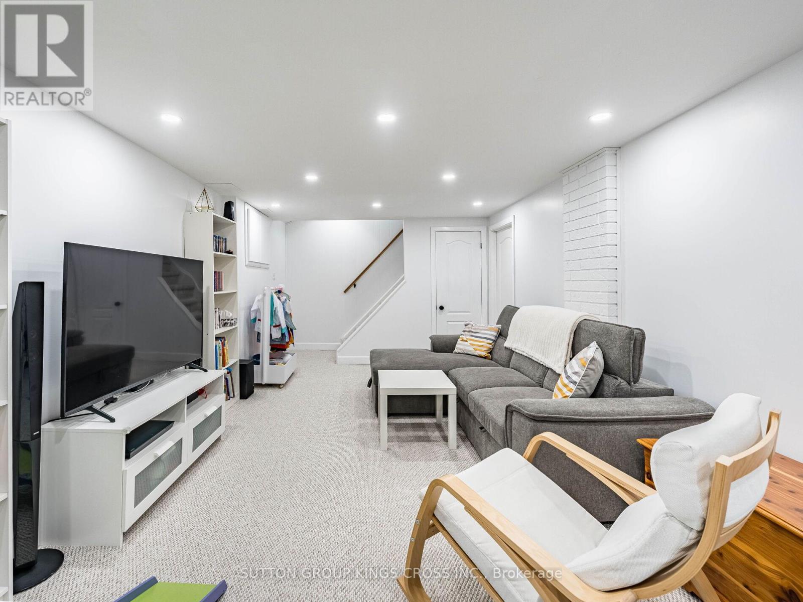 11 Bellefield Crescent, Wellington North, ON - Indoor