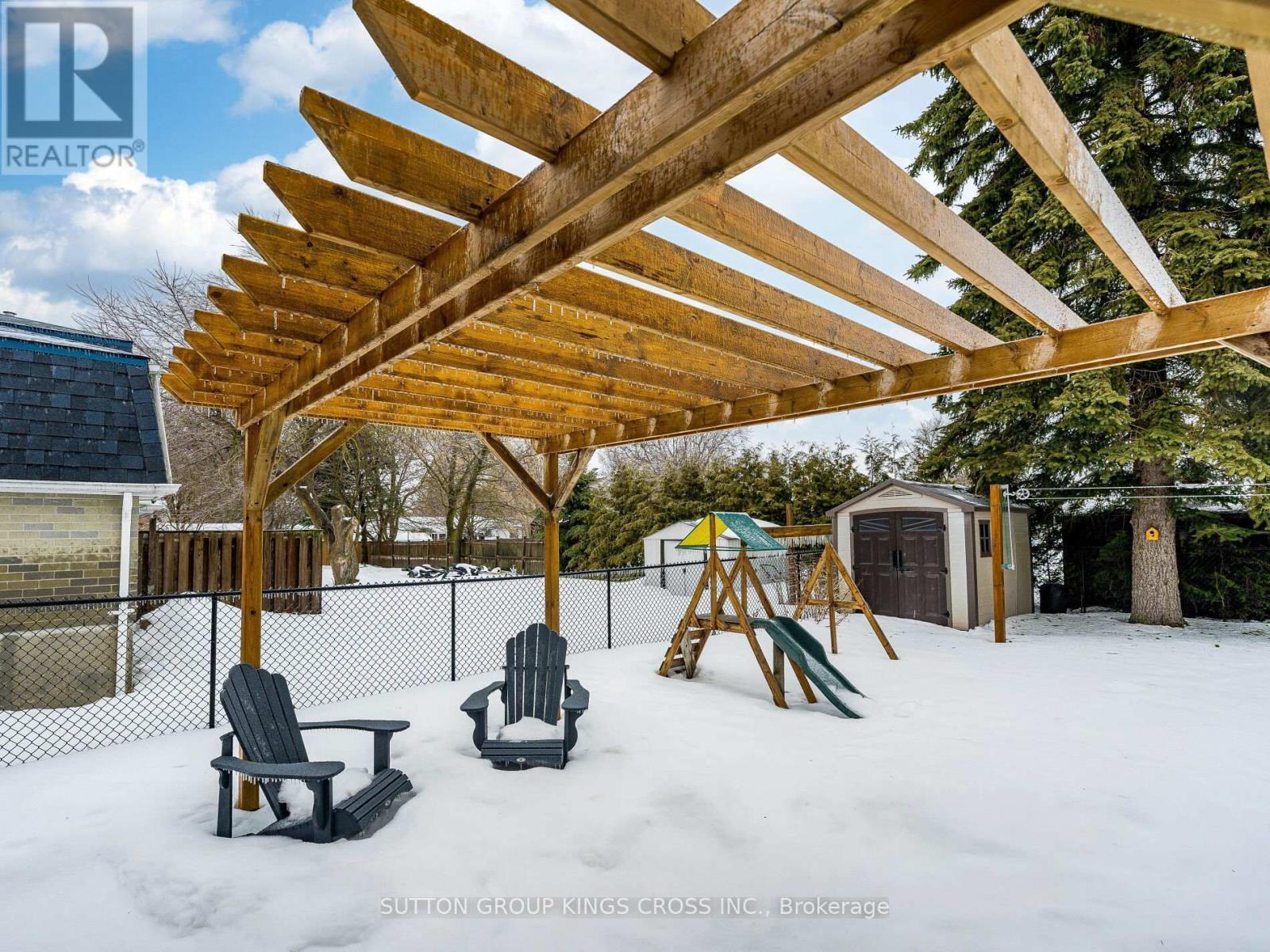 11 Bellefield Crescent, Wellington North, ON - Outdoor