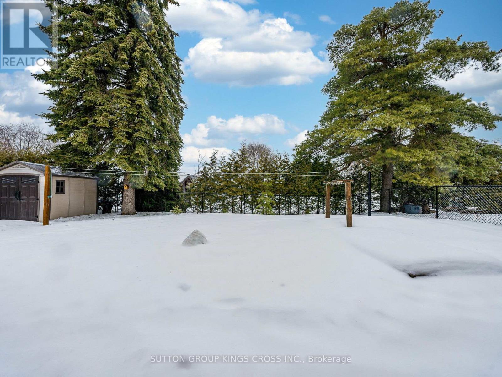 11 Bellefield Crescent, Wellington North, ON - Outdoor