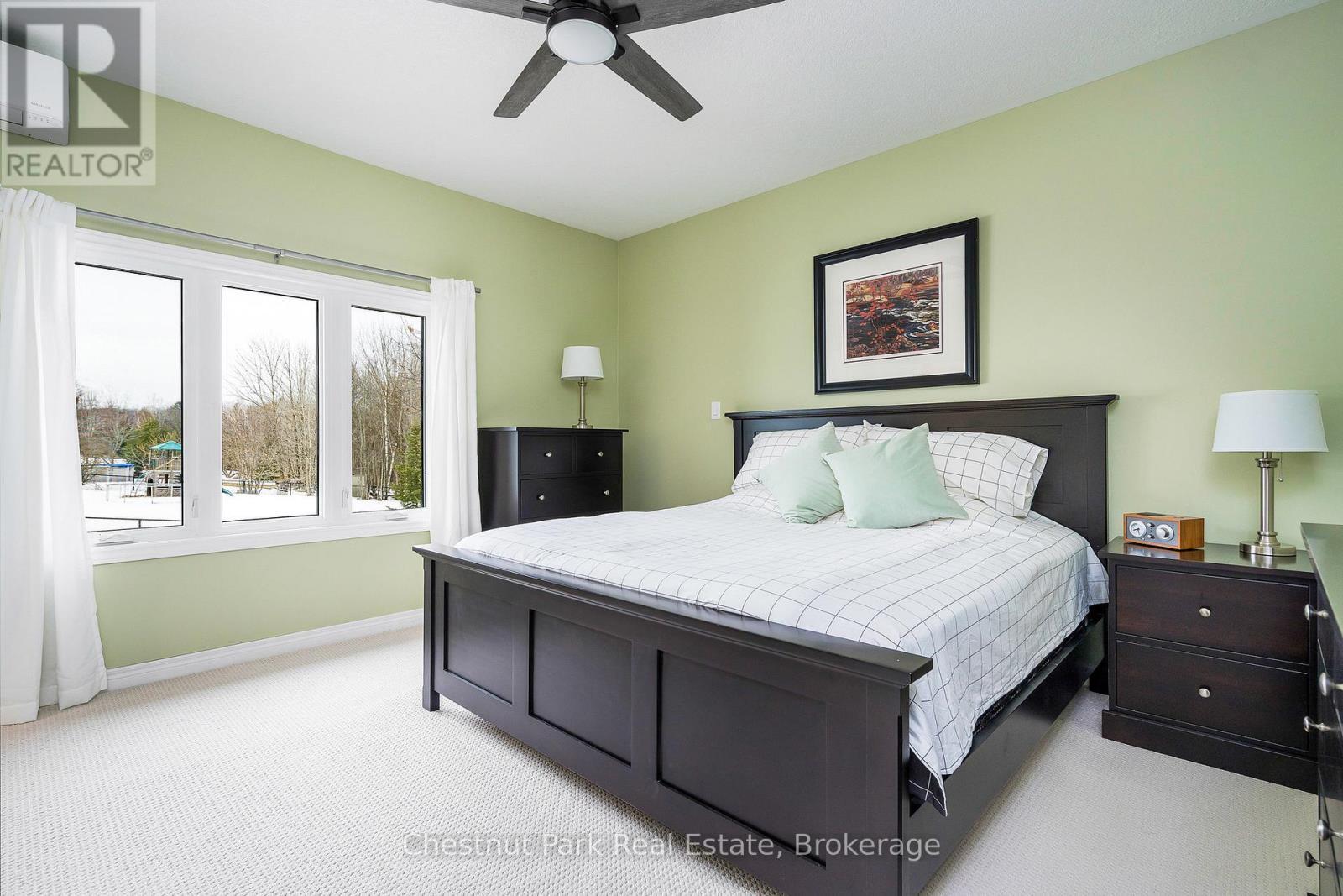 28 Boyd Crescent, Oro-Medonte (Moonstone), ON - Indoor Photo Showing Bedroom