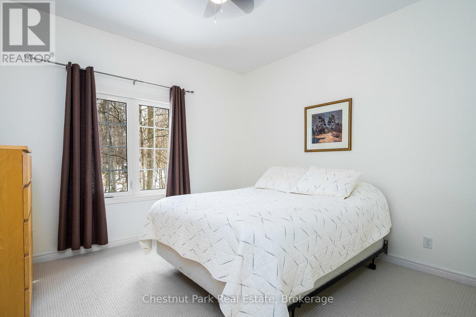 28 Boyd Crescent, Oro-Medonte (Moonstone), ON - Indoor Photo Showing Bedroom