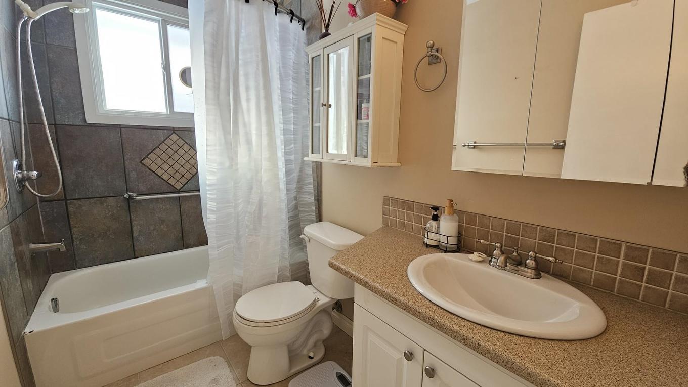 158 Kensington Drive, Thunder Bay, ON