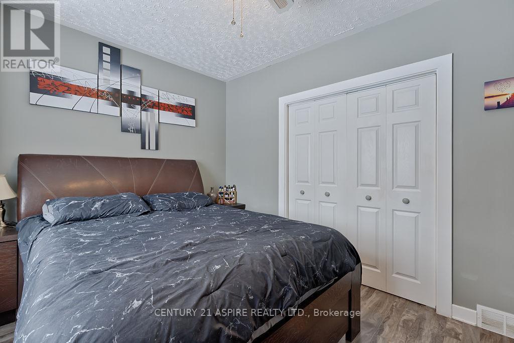368 Bell Street, Pembroke, ON - Indoor Photo Showing Bedroom