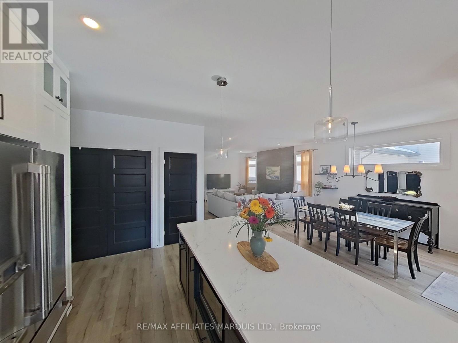 51 Nancy Street, Russell, ON - Indoor