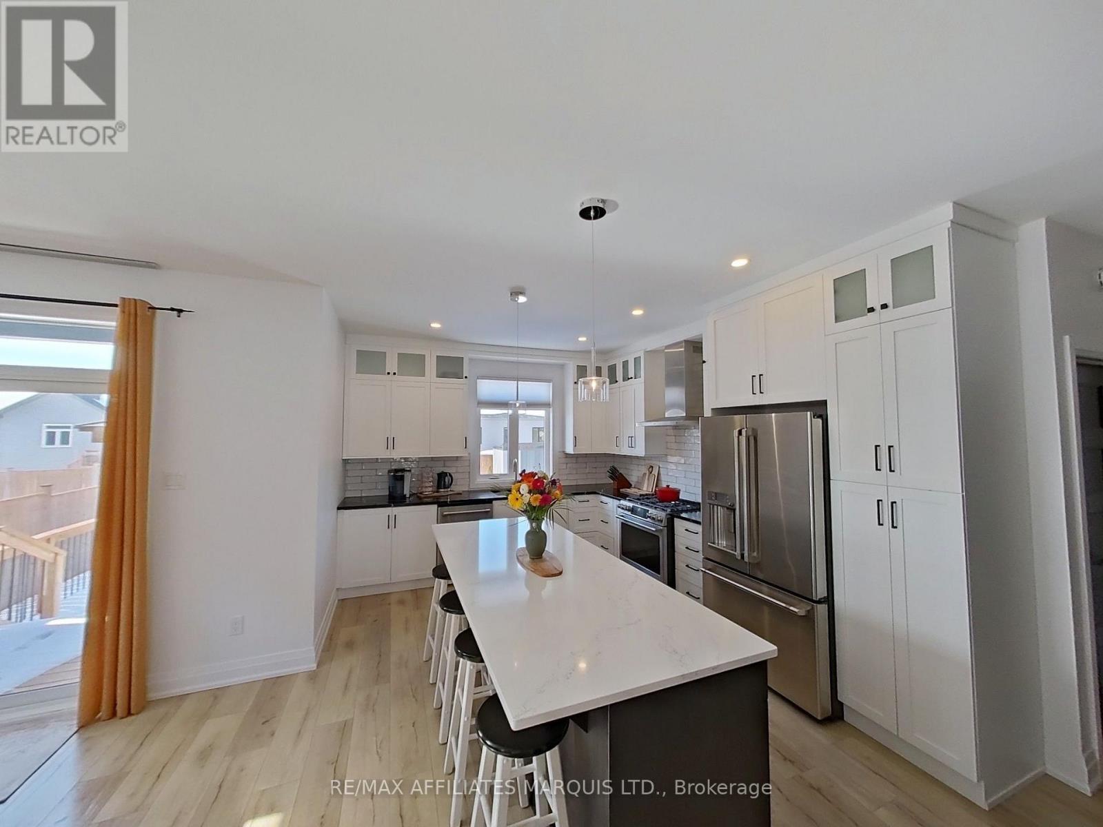 51 Nancy Street, Russell, ON - Indoor