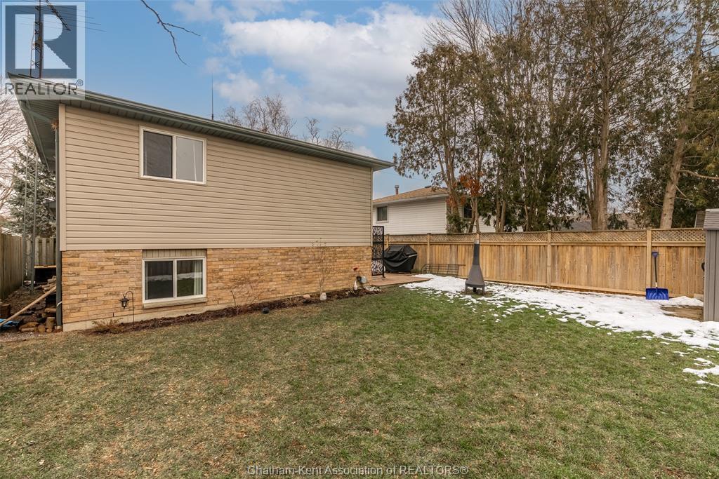 192 Woods Street, Chatham, ON - Outdoor