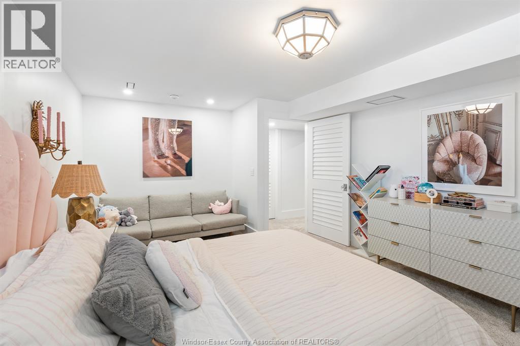 256 Pentilly Road, Tecumseh, ON - Indoor Photo Showing Bedroom