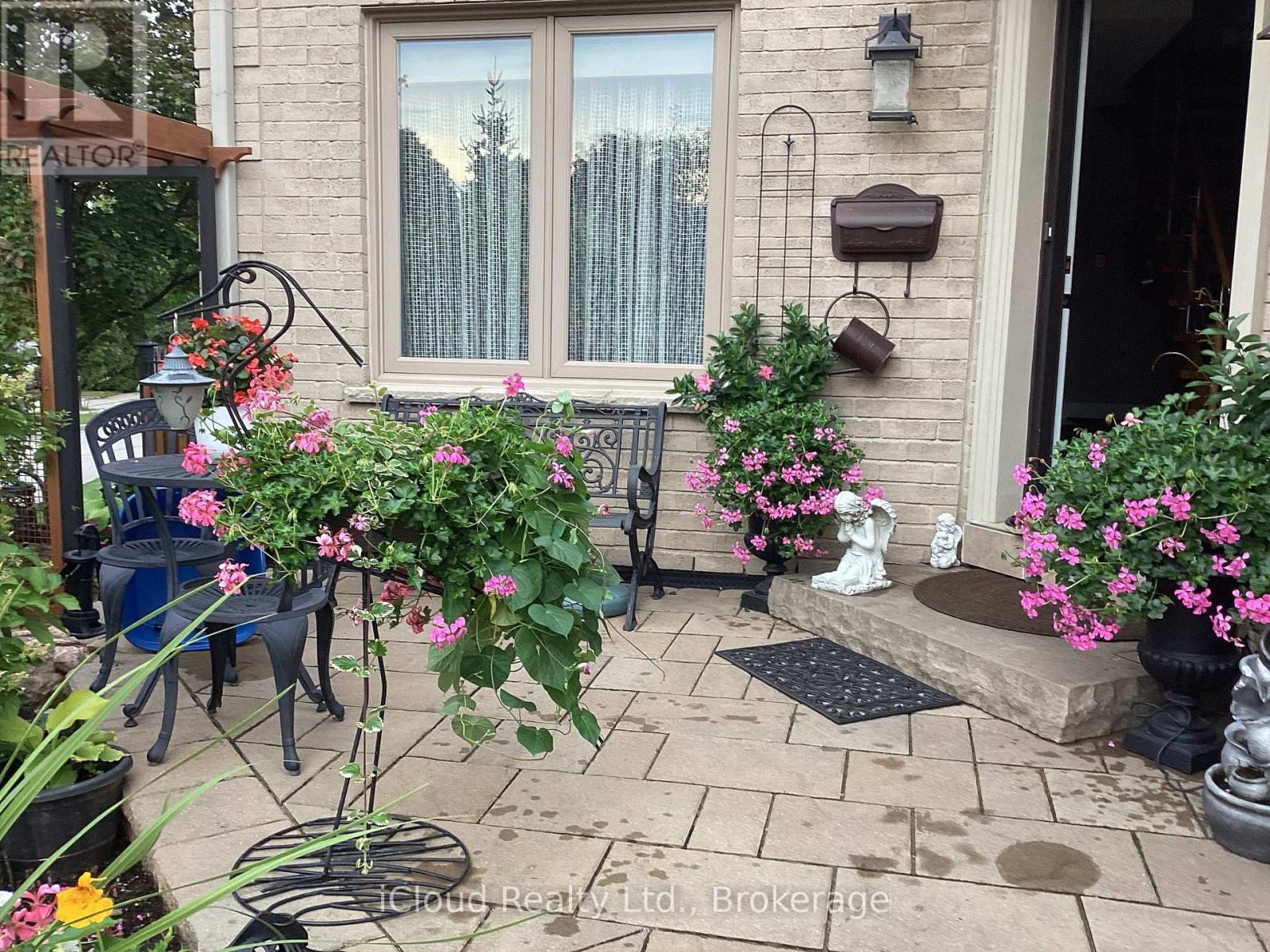 6539 Tripoli Terrace, Mississauga, ON - Outdoor