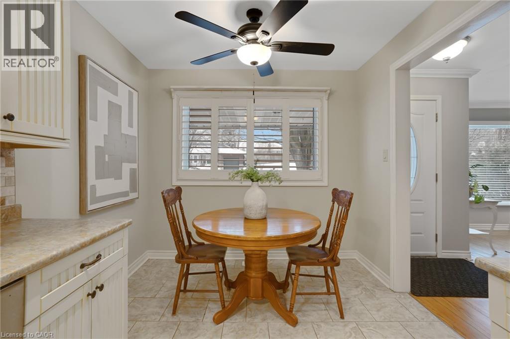 14 Hearth Crescent, Kitchener, ON - Indoor Photo Showing Dining Room