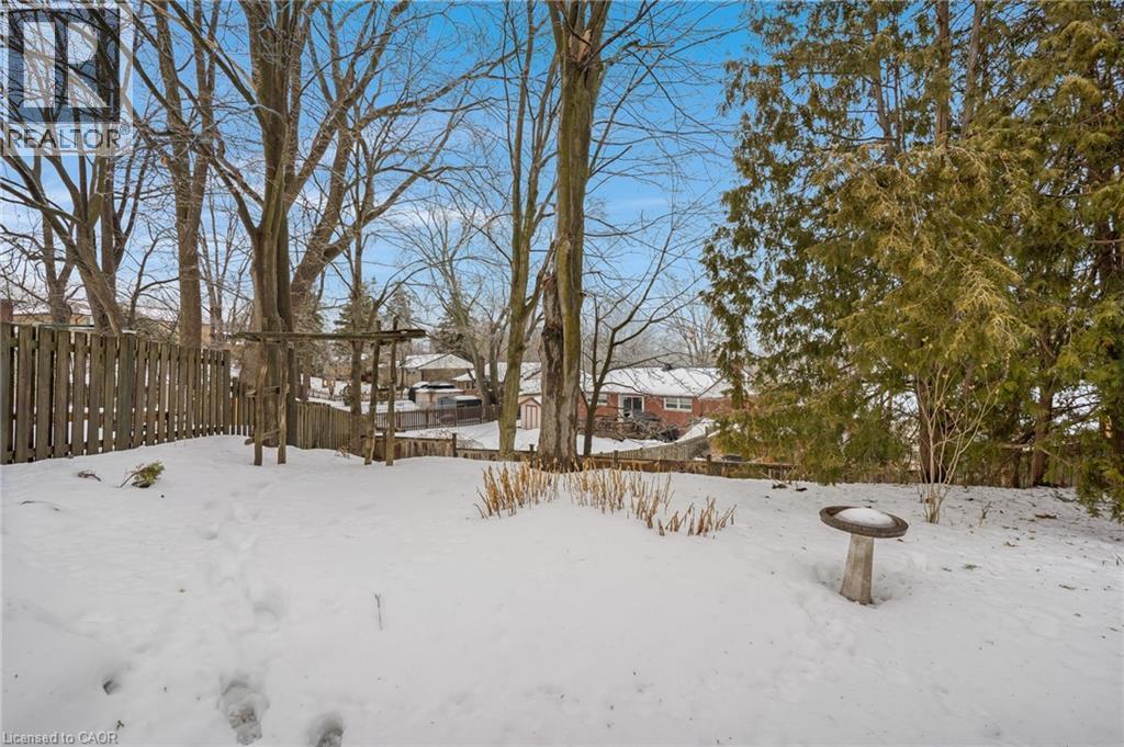 14 Hearth Crescent, Kitchener, ON - Outdoor