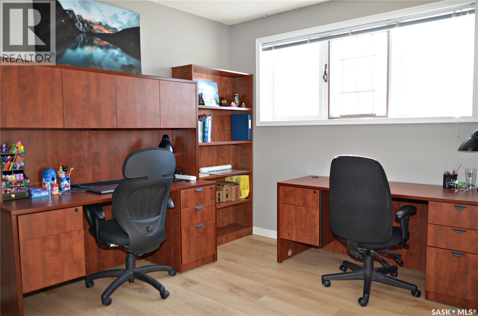 28 Malta Crescent, Saskatoon, SK - Indoor Photo Showing Office
